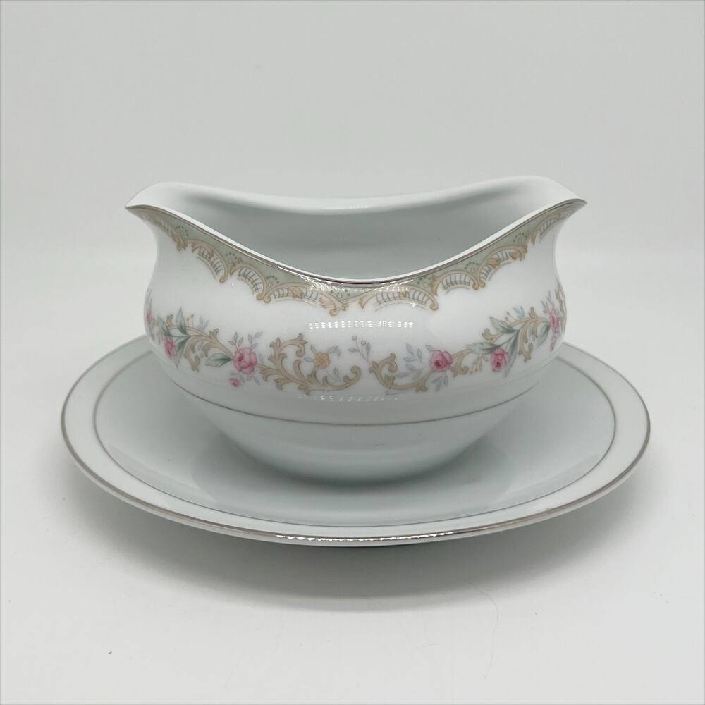 Vintage 1950s Meito China Gravy Boat with Attached Under Plate Kenwood Pattern